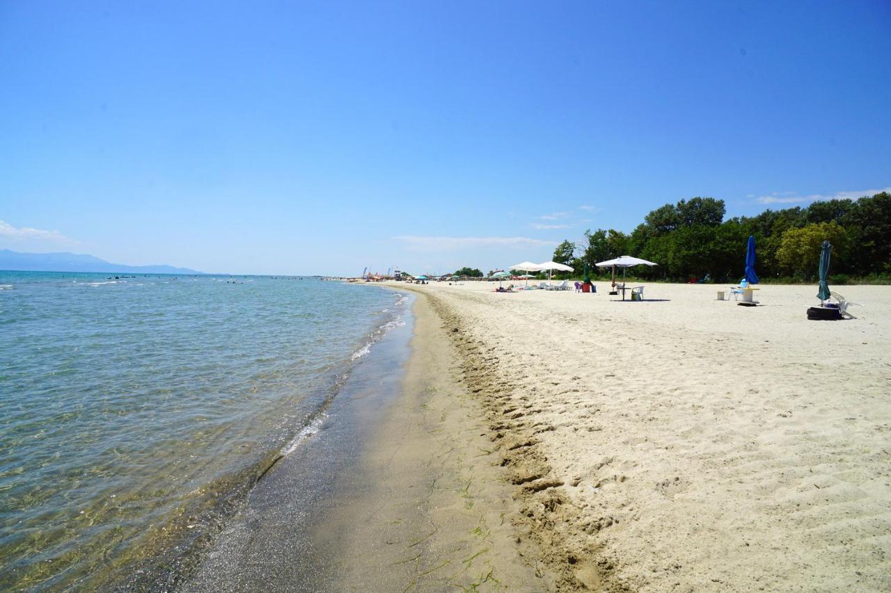 Villa Dolphins House Paralia Avdhiron Esterno foto