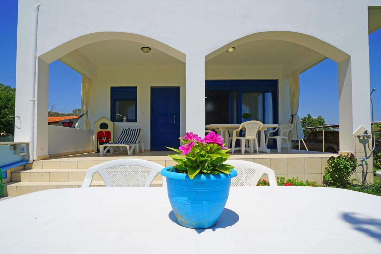 Villa Dolphins House Paralia Avdhiron Esterno foto